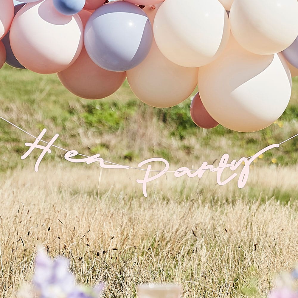 Rosa brud-til-være / utdrikningslag-banner