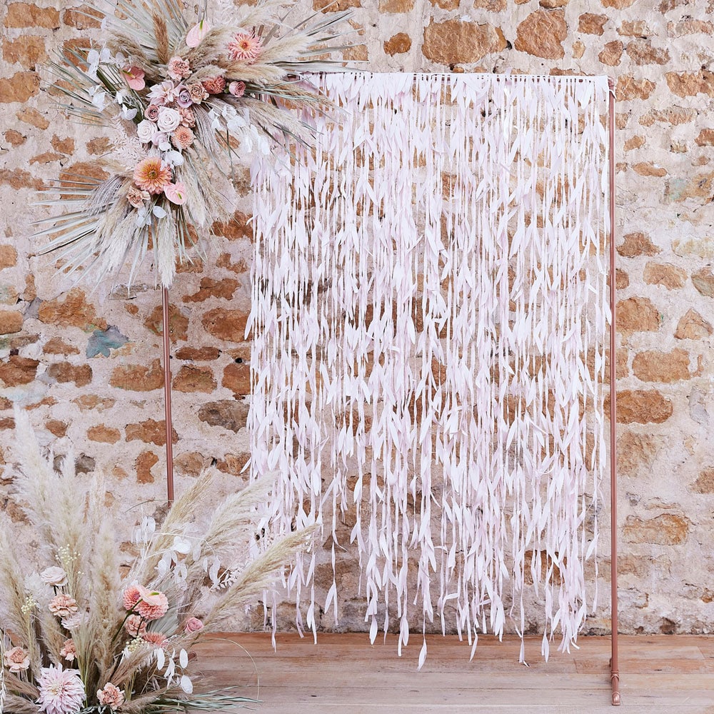 Hanging light pink/blush leaves background