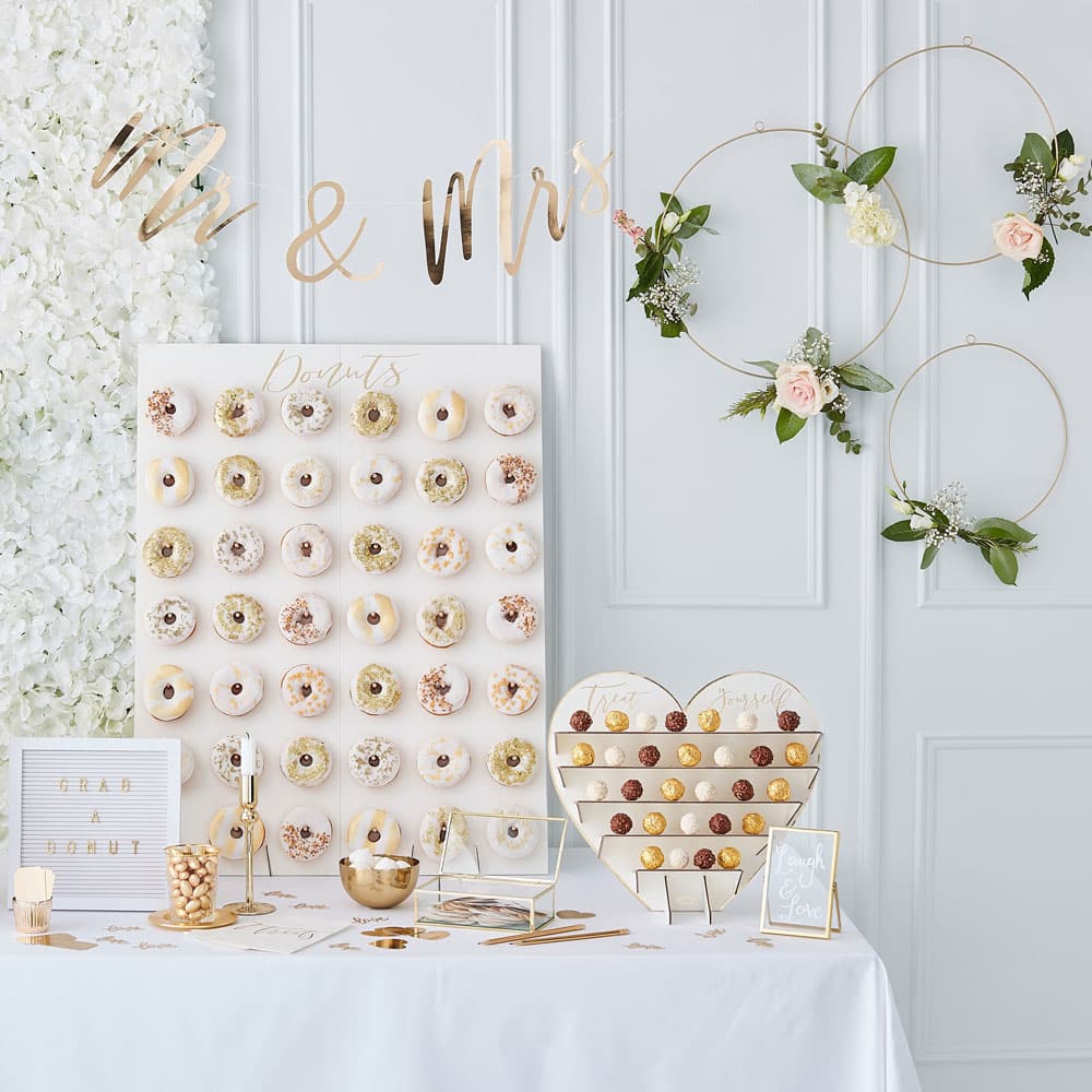 Mr & Mrs-banner i gull