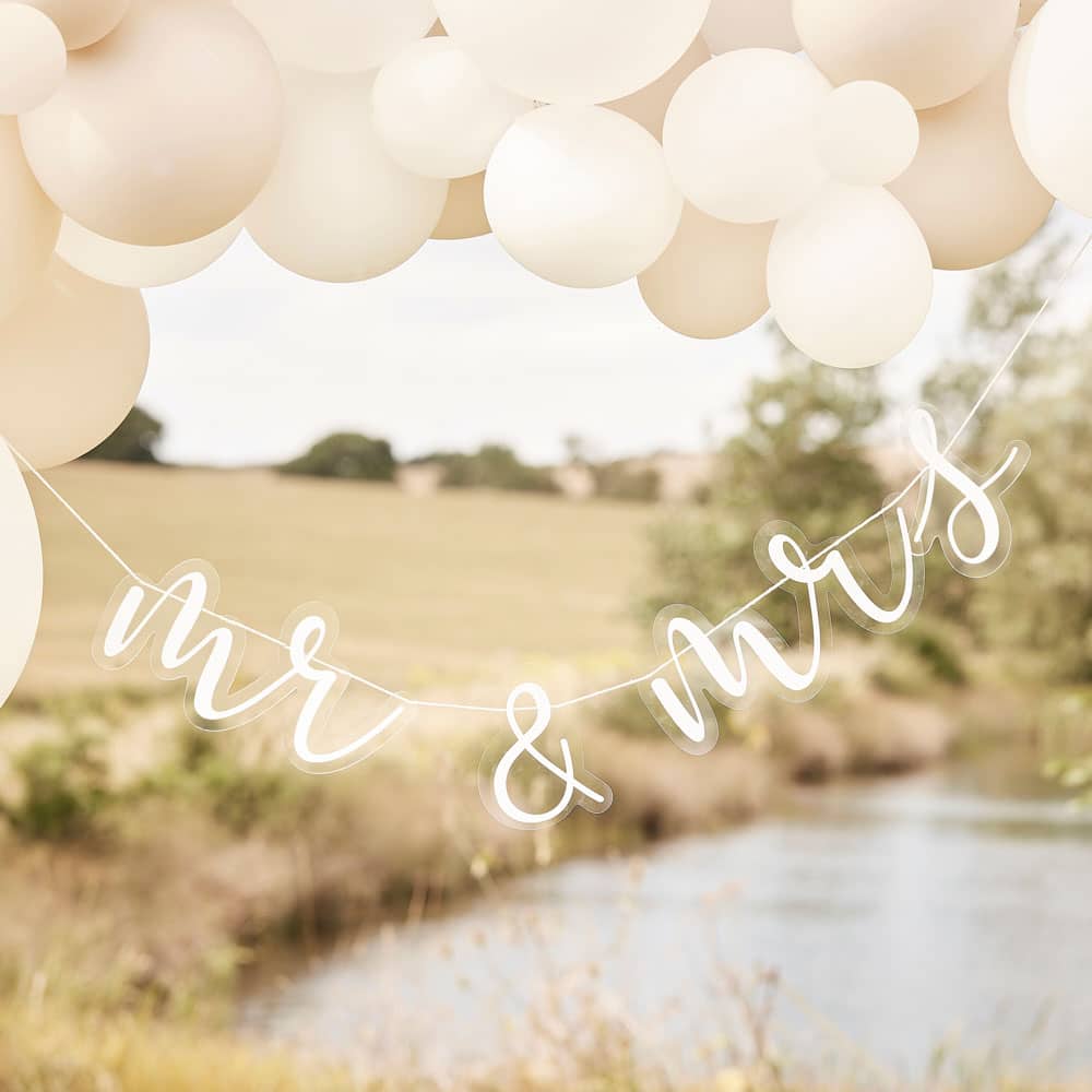 "Mr & Mrs" akryl bryllupsbanner